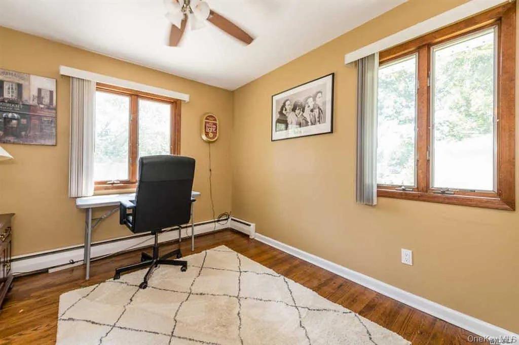 16 Maryanne ave, Port Jefferson Station, NY 11776