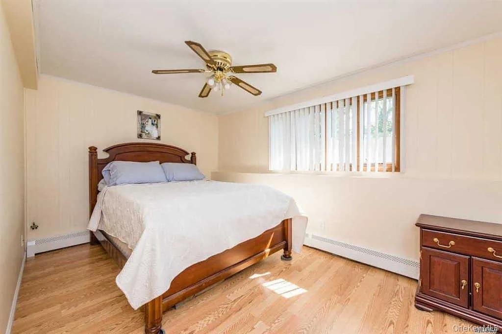 16 Maryanne ave, Port Jefferson Station, NY 11776