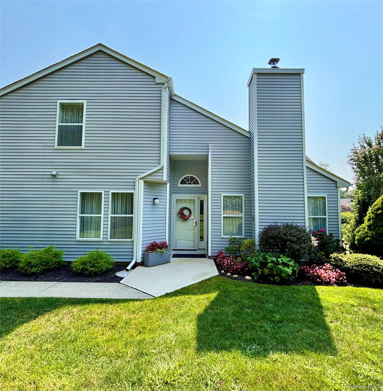 130 Hampton Vista Drive, Manorville, NY 11949