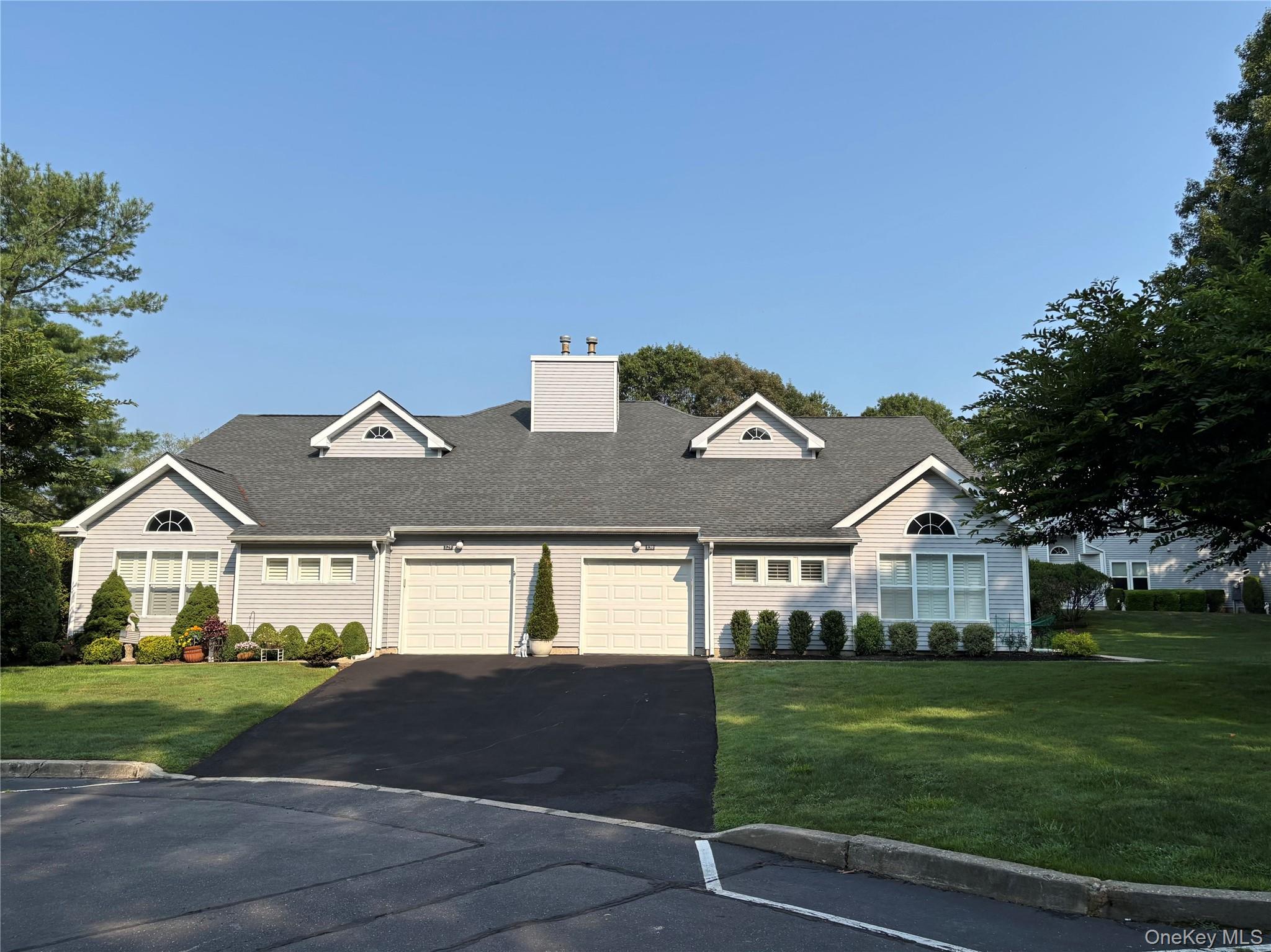 130 Hampton Vista Drive, Manorville, NY 11949