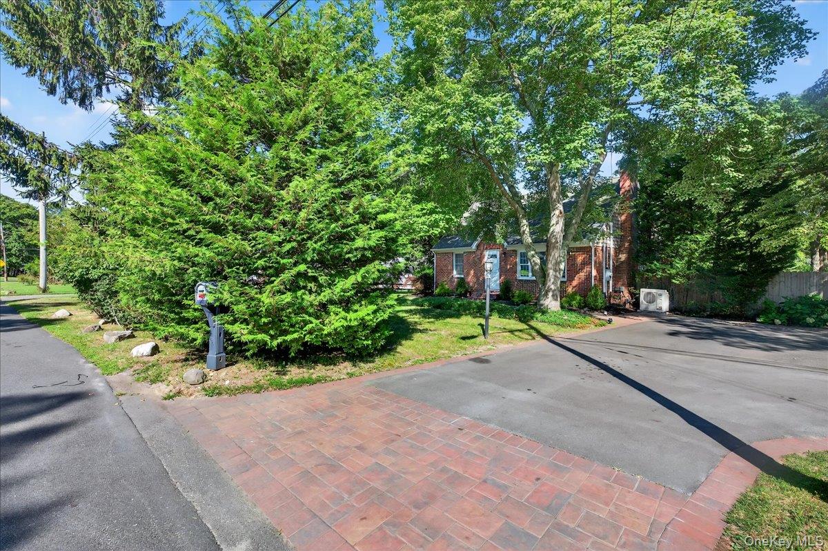 188 Donegan Avenue, East Patchogue, NY 11772