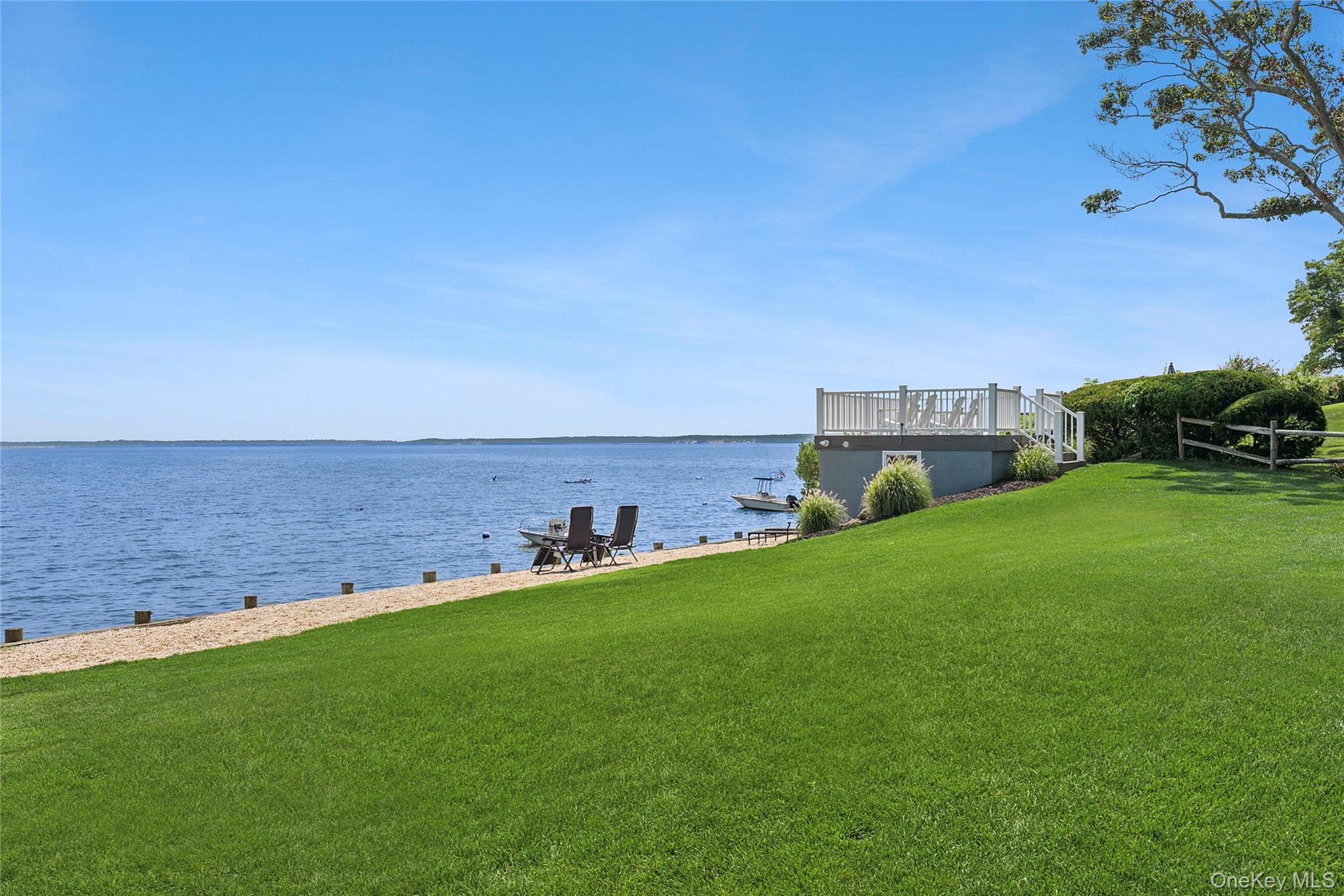 5218 Peconic Bay Boulevard, Laurel, NY 11948