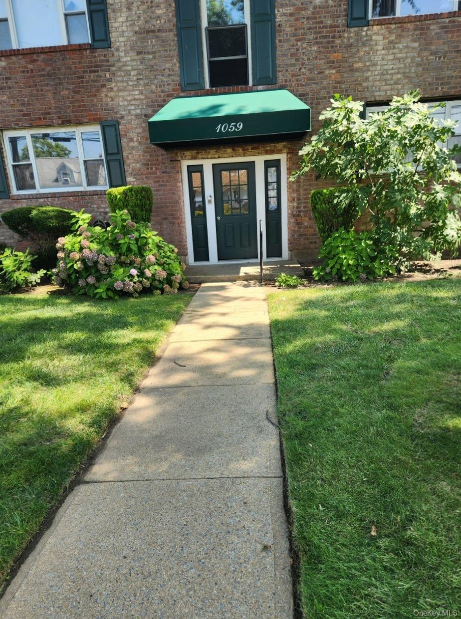 1059 Rottkamp Street # 1, Valley Stream, NY 11580
