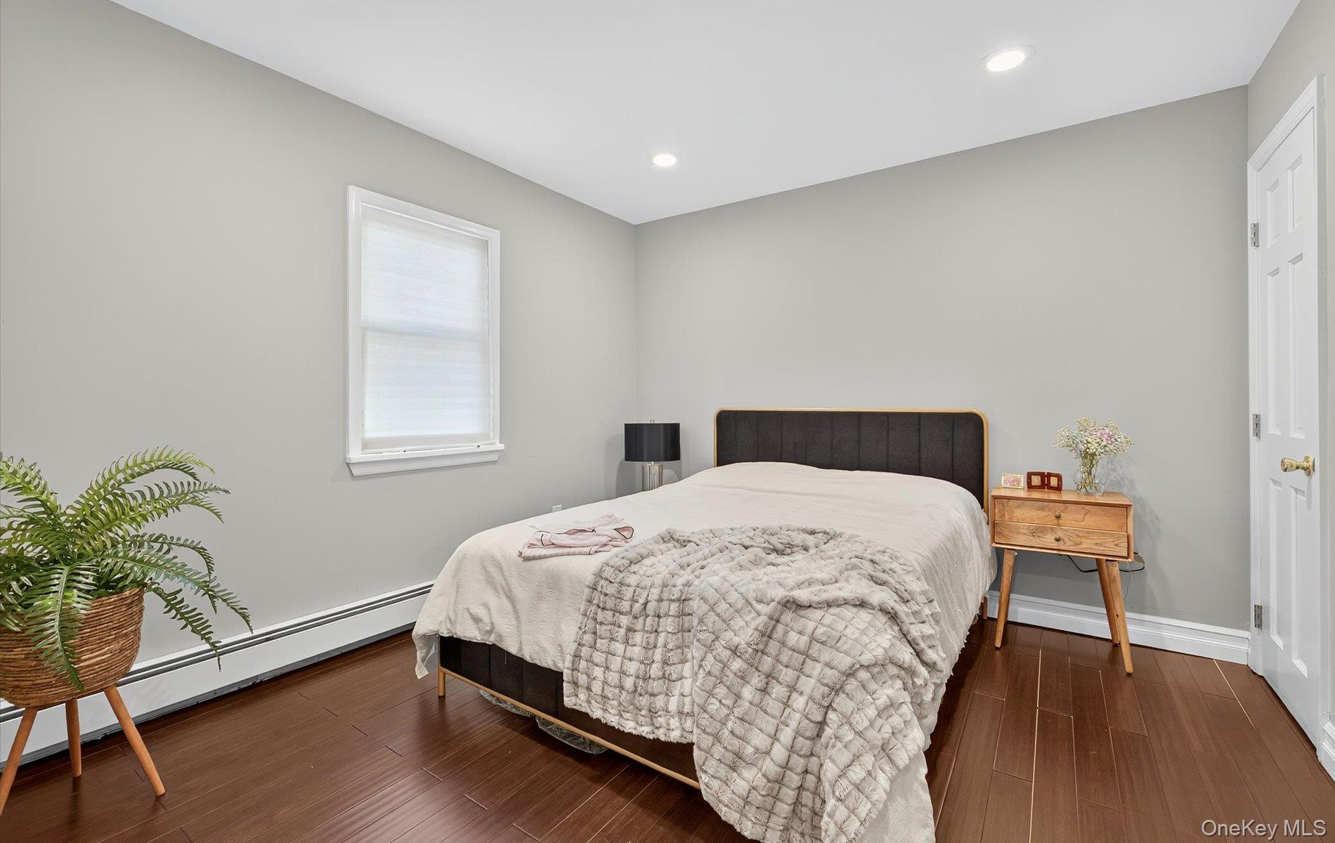 182 Yukon Drive, Woodbury, NY 11797