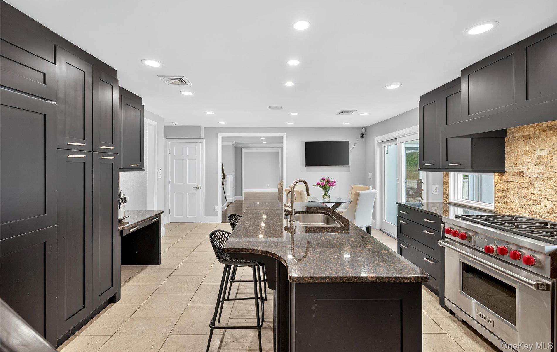 182 Yukon Drive, Woodbury, NY 11797