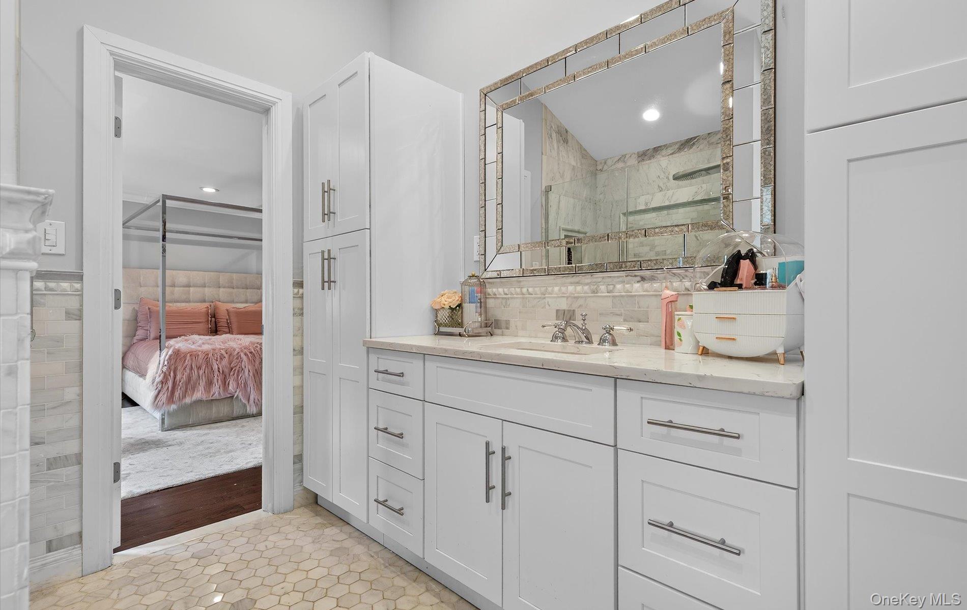 182 Yukon Drive, Woodbury, NY 11797