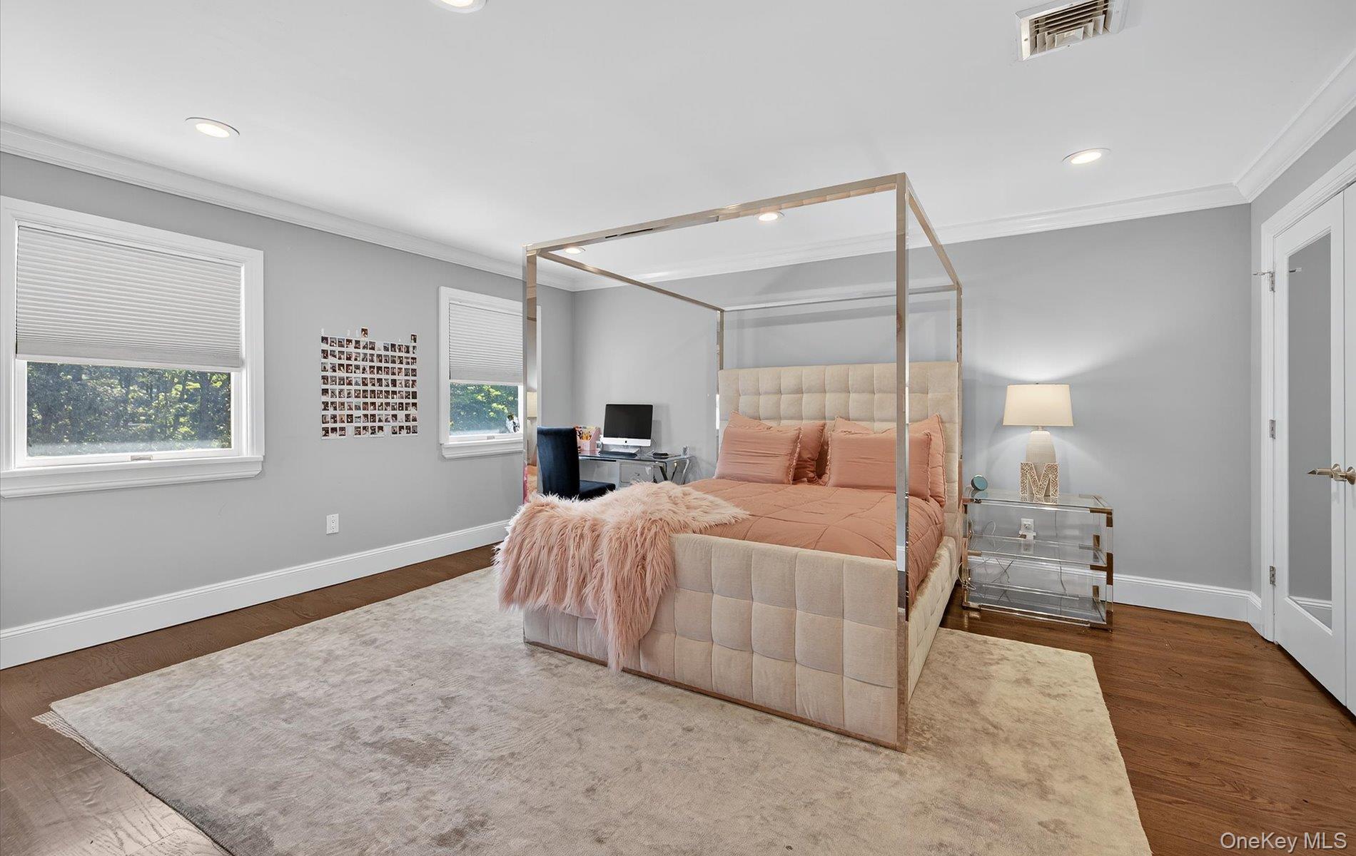 182 Yukon Drive, Woodbury, NY 11797