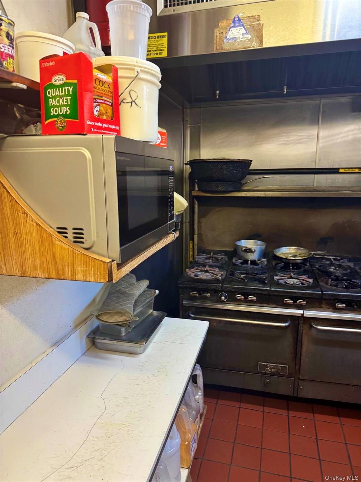 4143 White Plains Road, Bronx, NY 10466