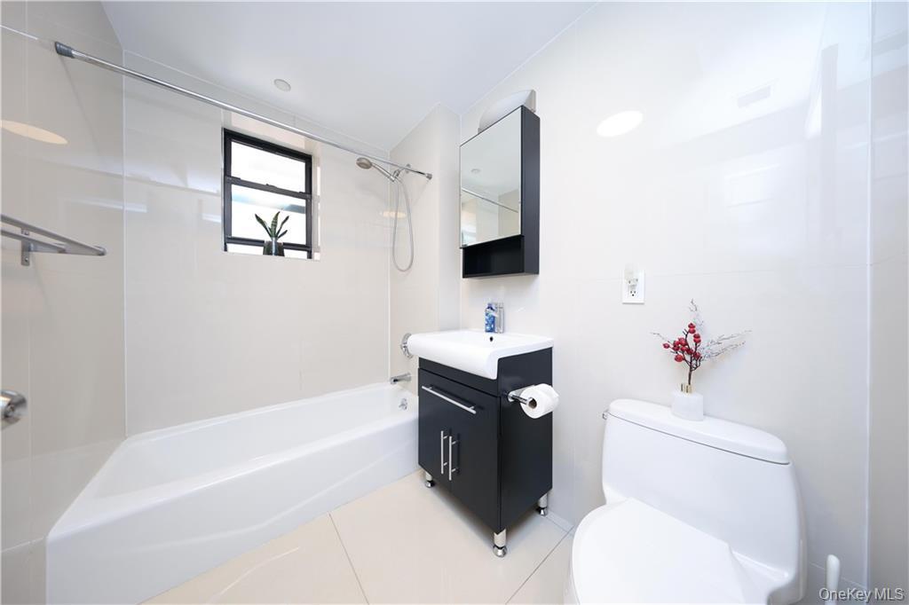 1520 W 10th Street # 2B, Brooklyn, NY 11204