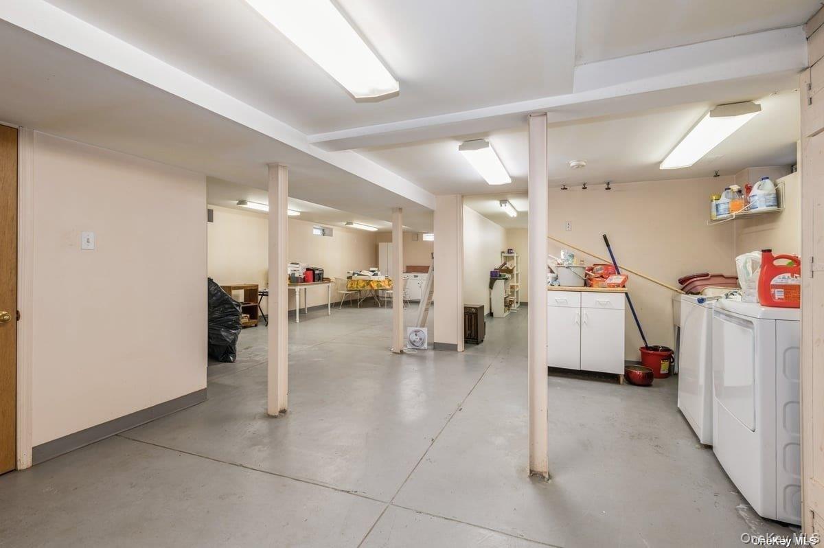 73-48 193 Street, Fresh Meadows, NY 11366