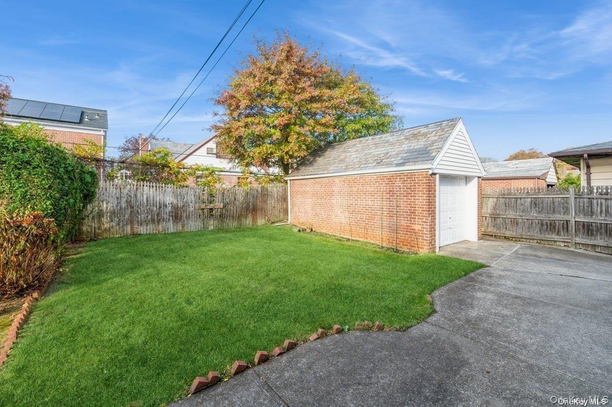 73-48 193 Street, Fresh Meadows, NY 11366