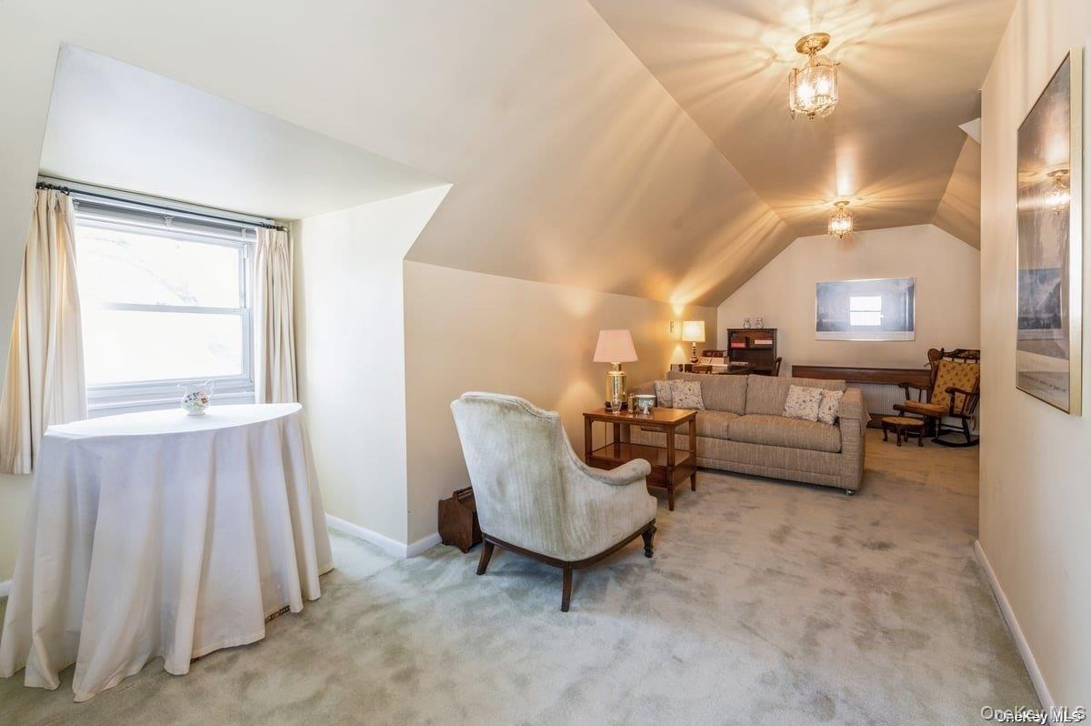 73-48 193 Street, Fresh Meadows, NY 11366