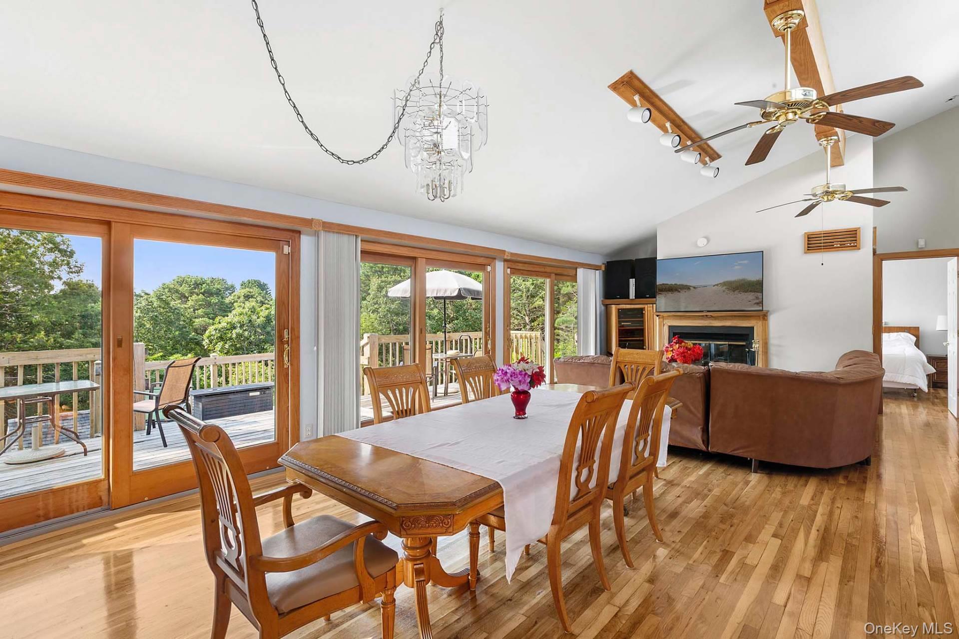 76 Blackwatch Court, Southampton, NY 11968