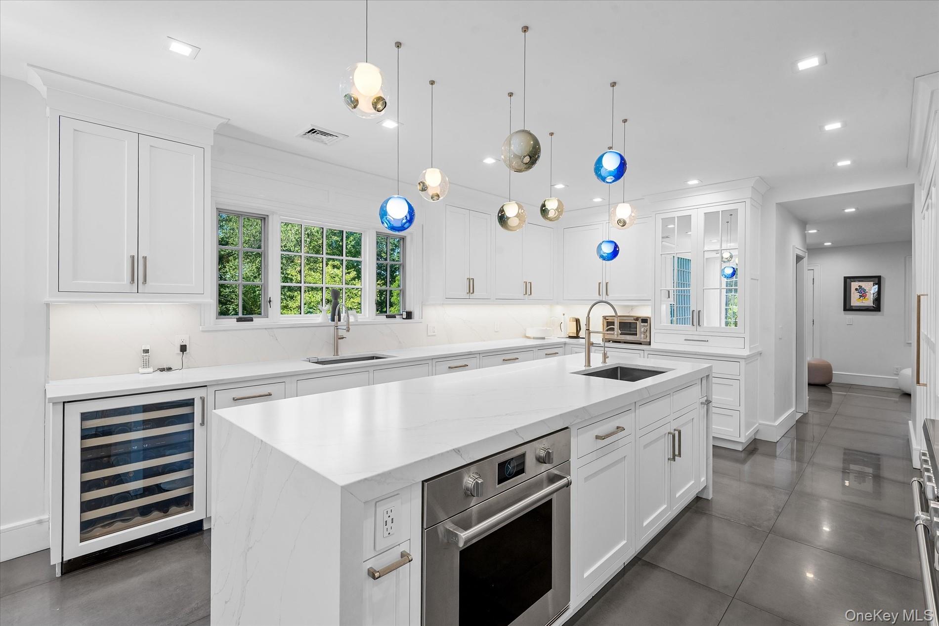 32 Wildwood Drive, Great Neck, NY 11024