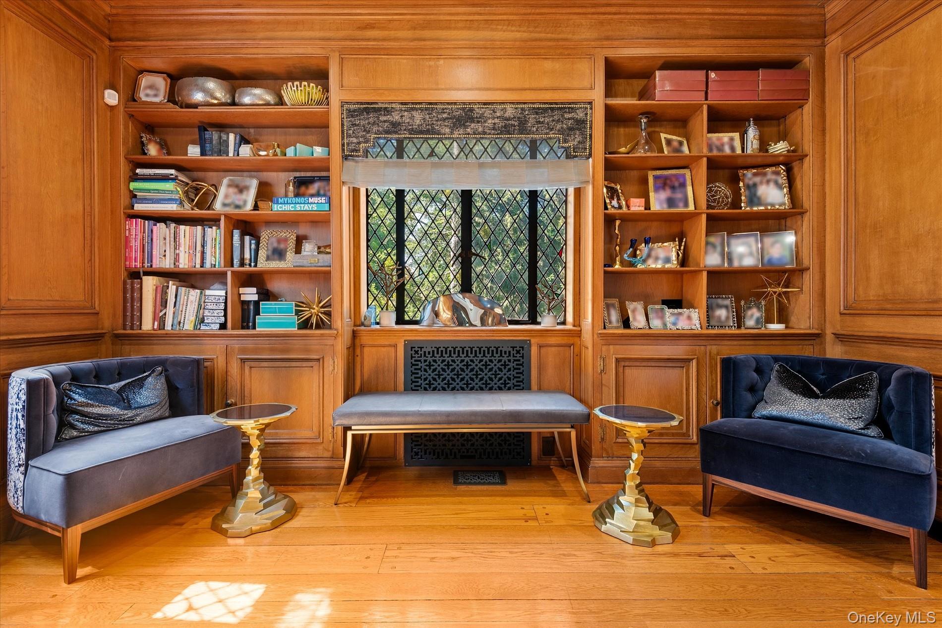 32 Wildwood Drive, Great Neck, NY 11024