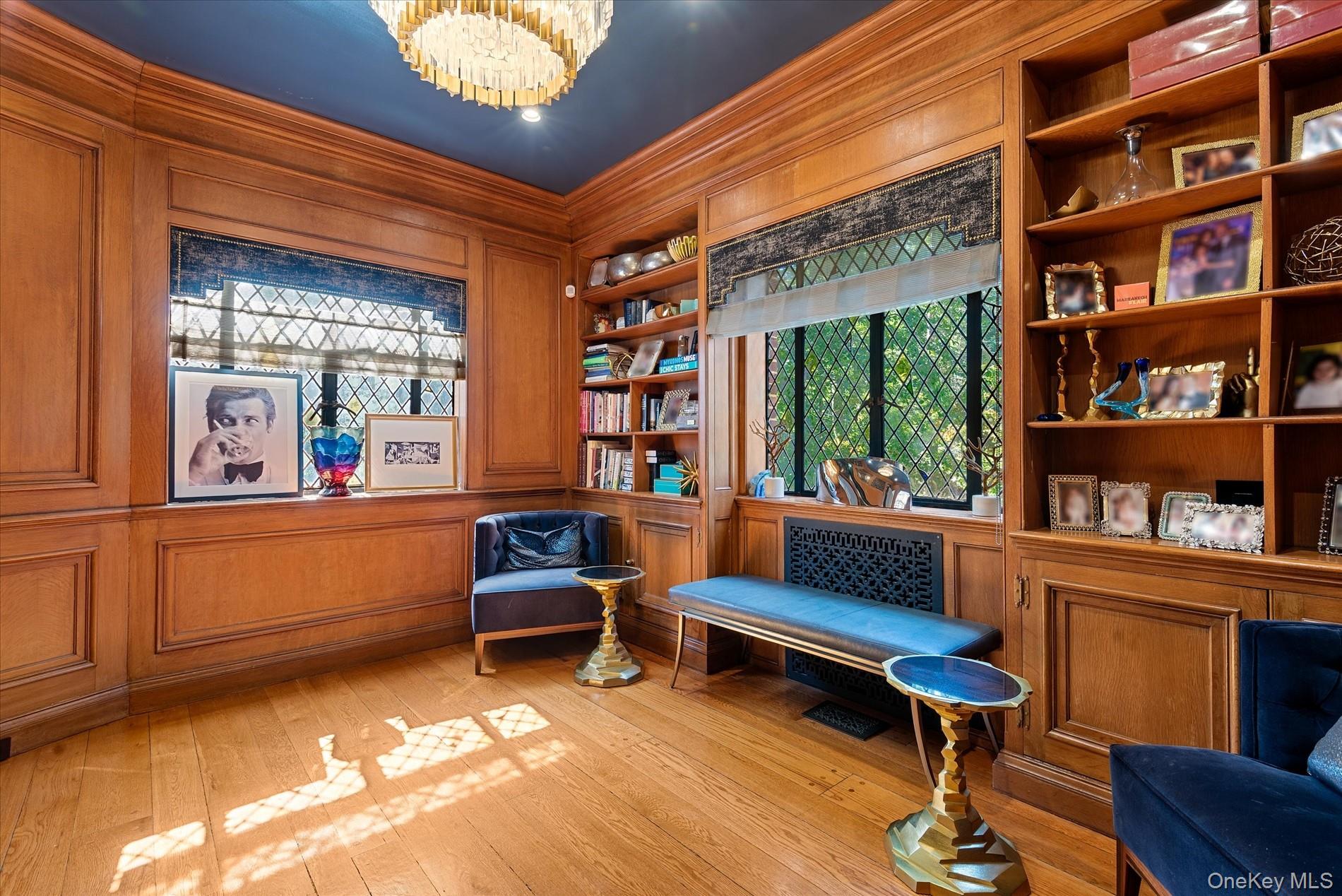 32 Wildwood Drive, Great Neck, NY 11024