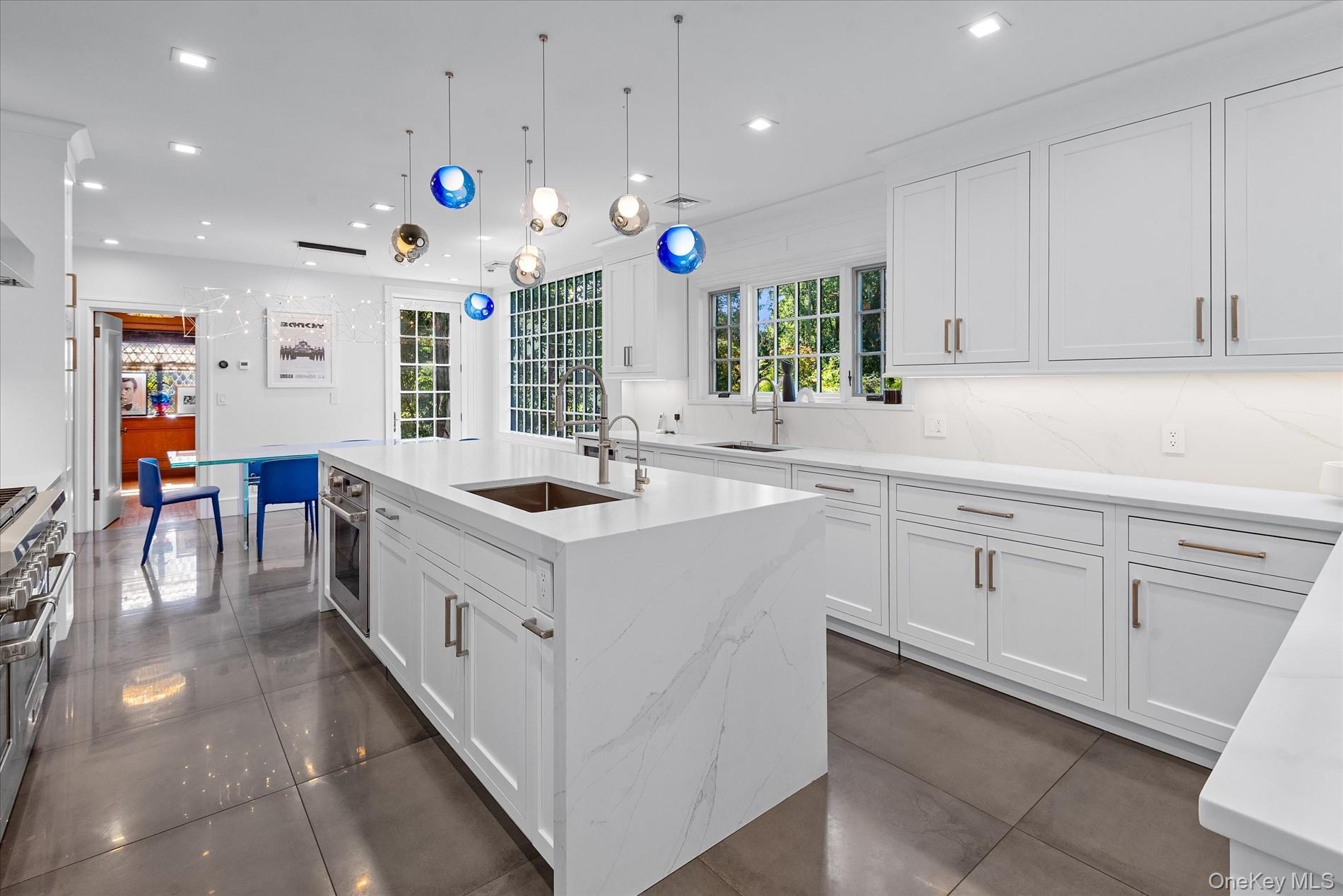 32 Wildwood Drive, Great Neck, NY 11024