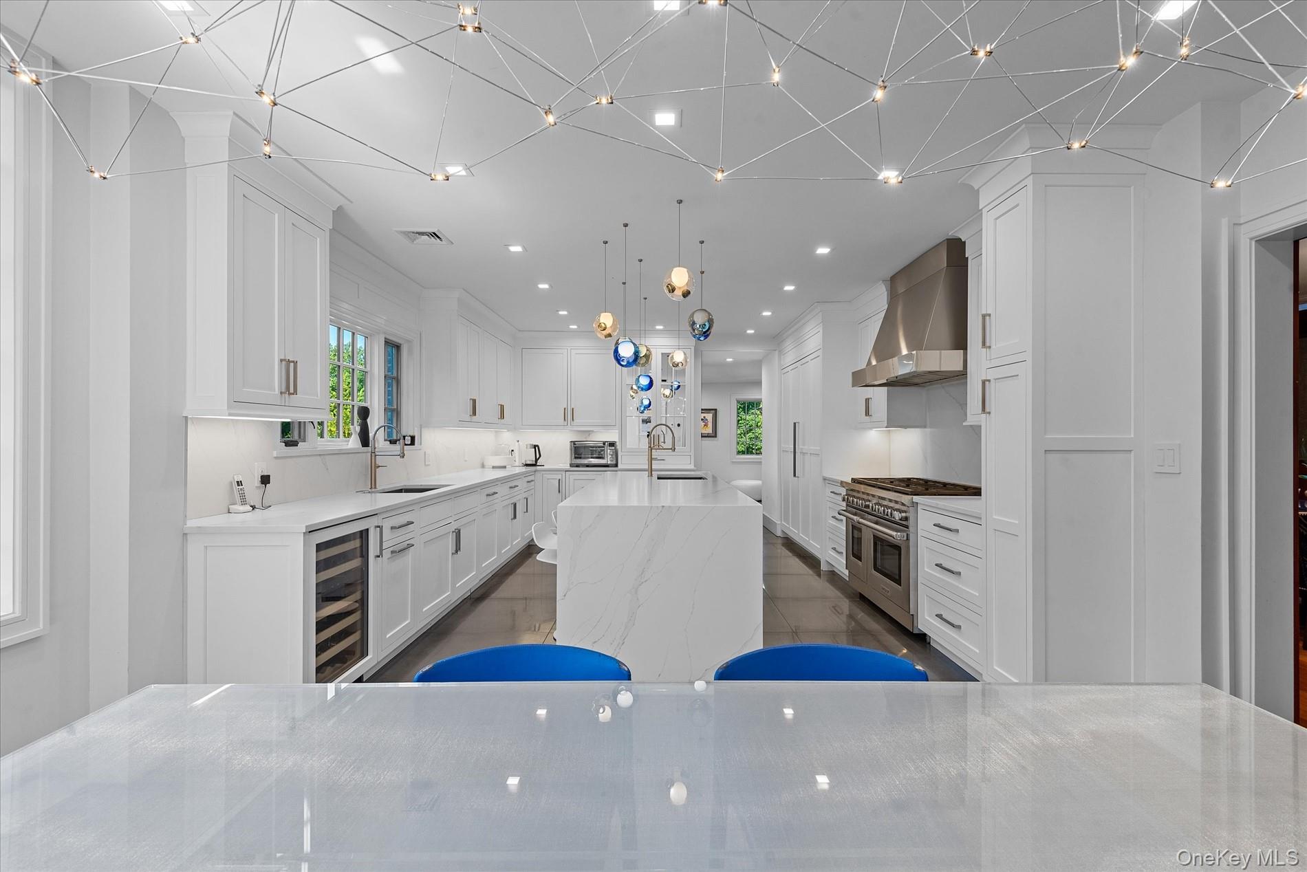 32 Wildwood Drive, Great Neck, NY 11024