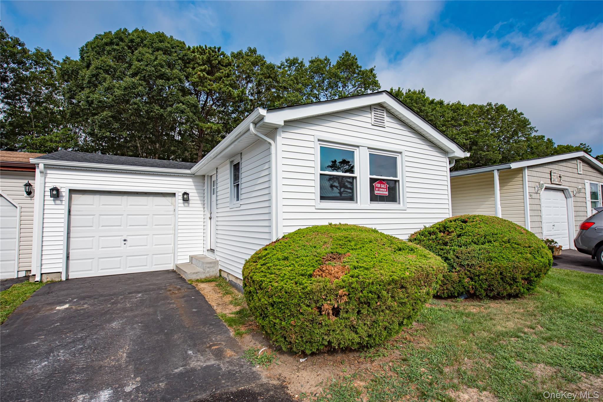 145 Village Circle West, Manorville, NY 11949