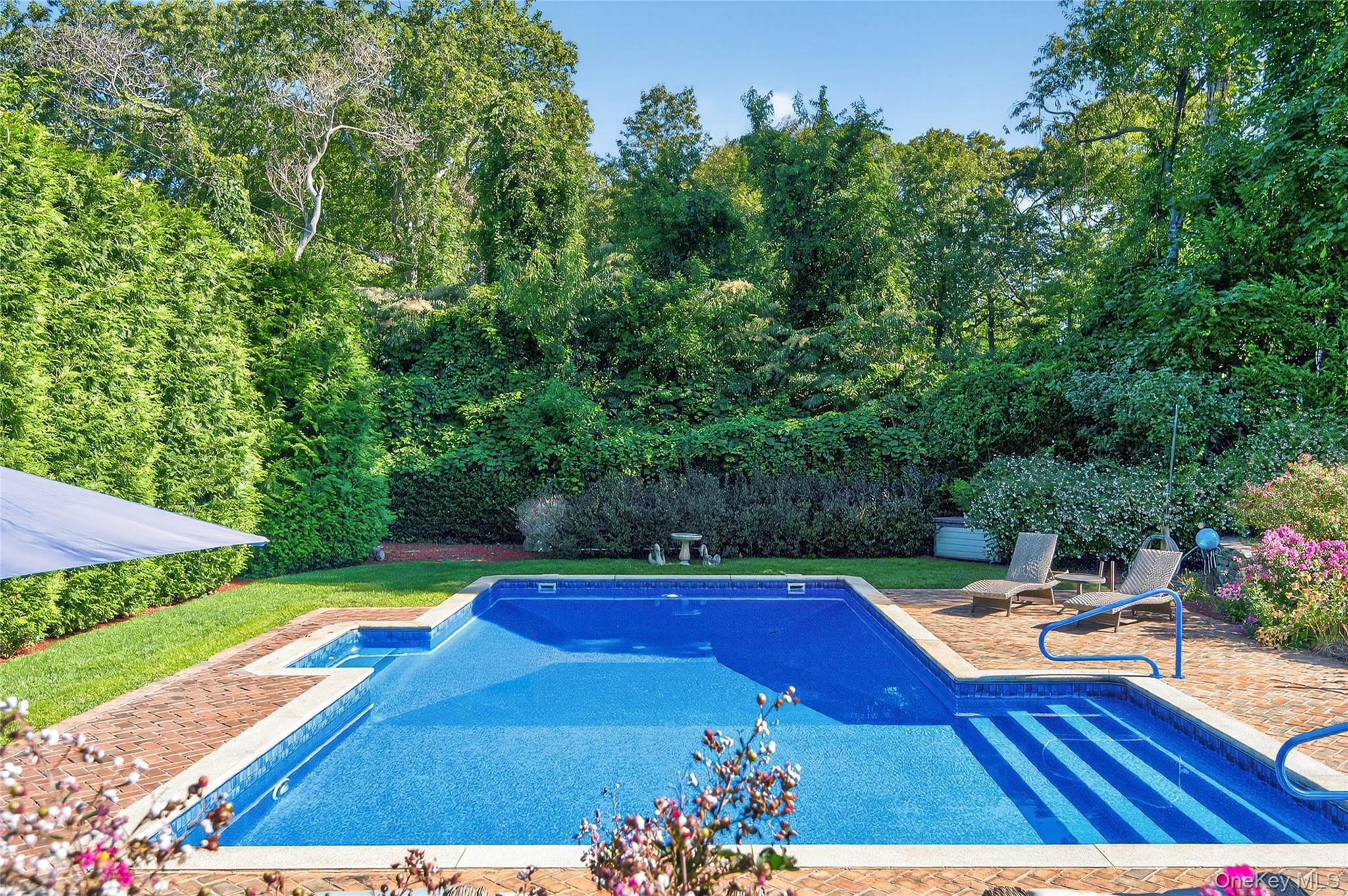 15 Bonnie Drive, Northport, NY 11768