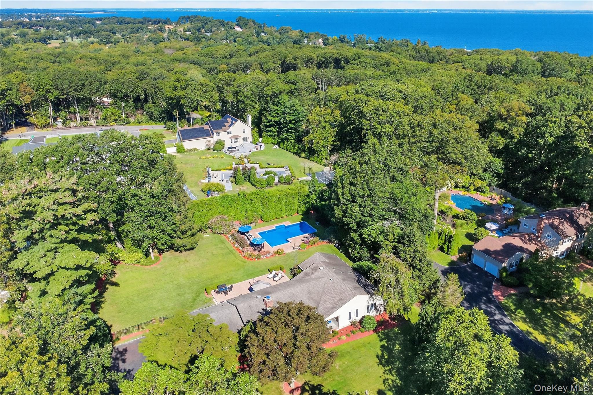 15 Bonnie Drive, Northport, NY 11768