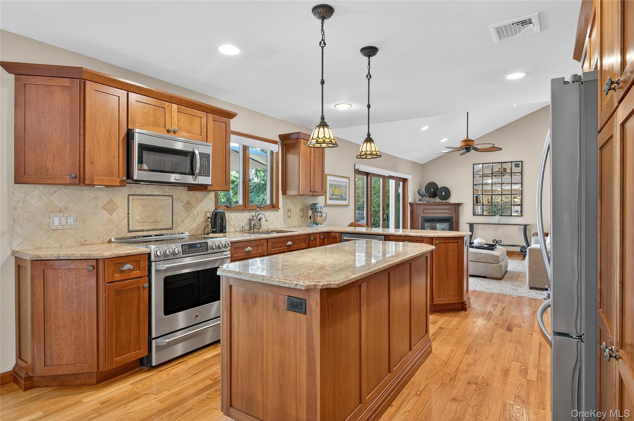 15 Bonnie Drive, Northport, NY 11768