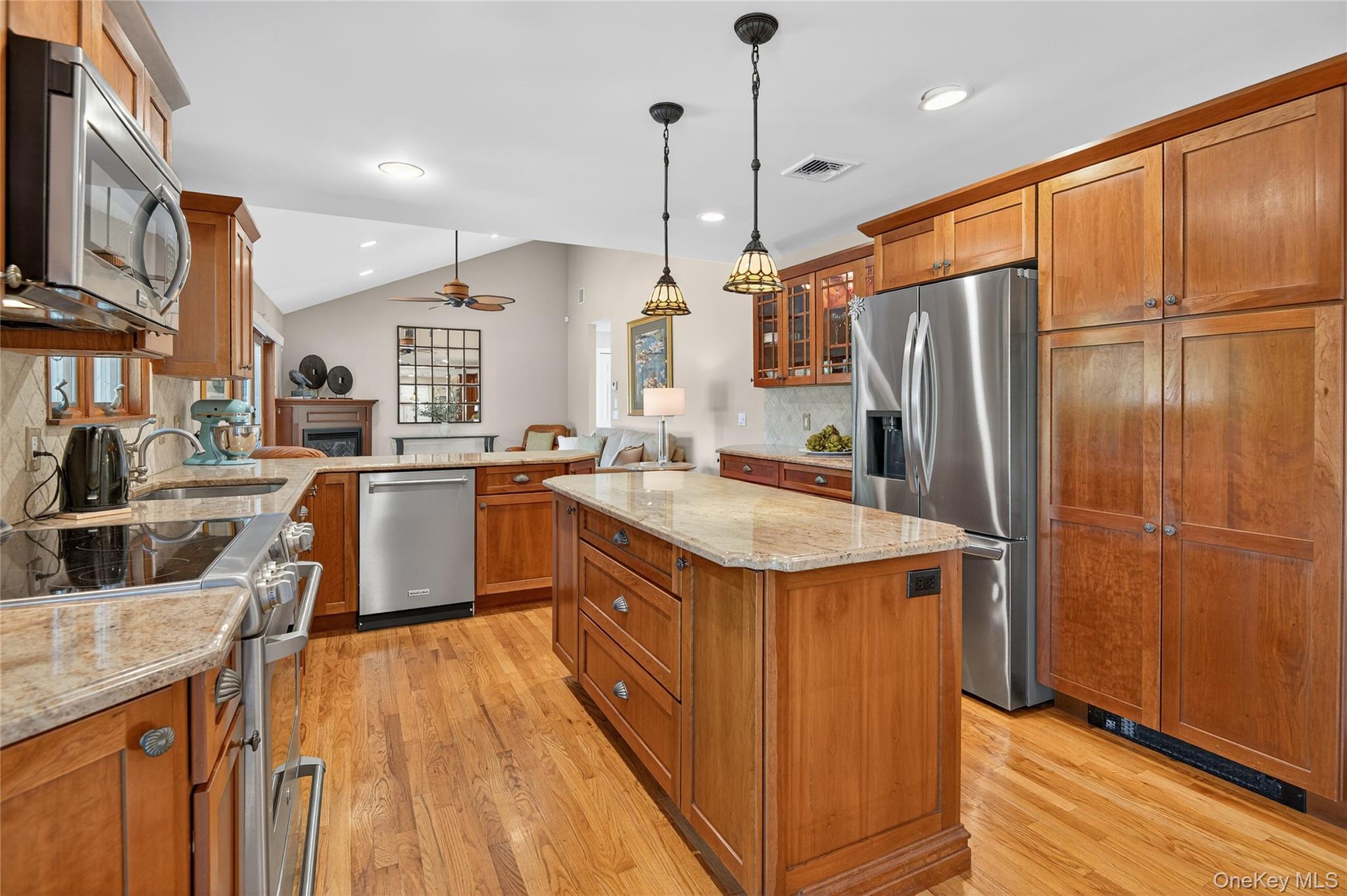 15 Bonnie Drive, Northport, NY 11768