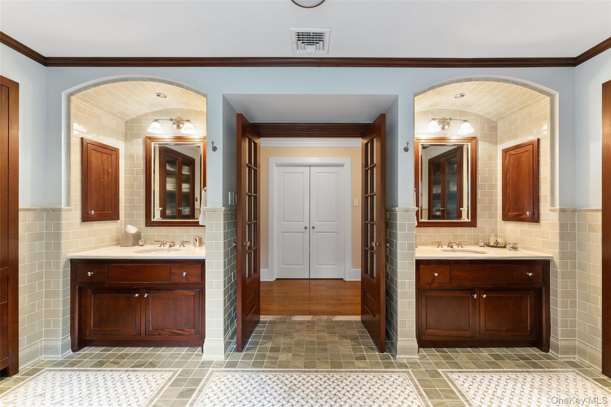 65 Garden Road, Scarsdale, NY 10583