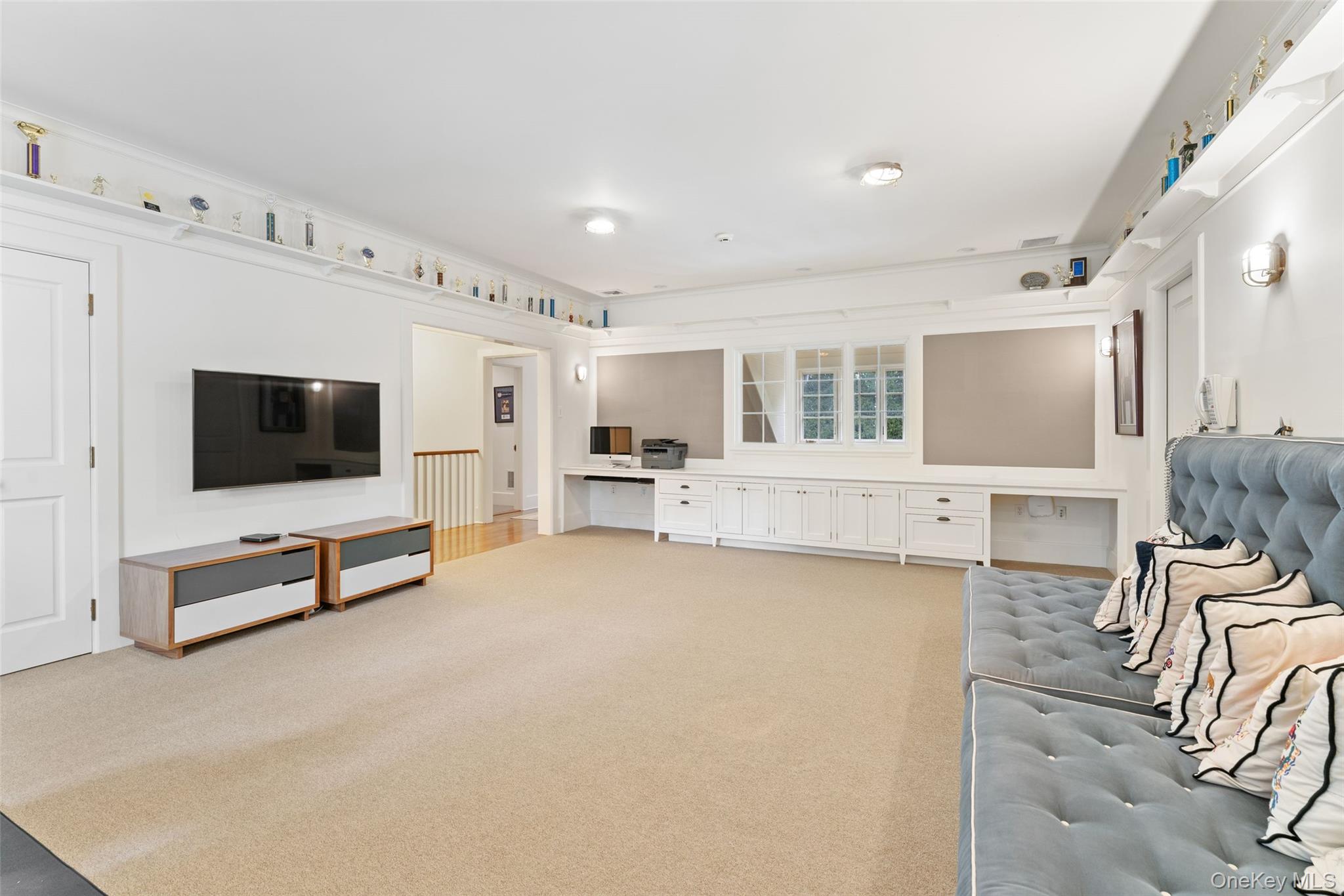 65 Garden Road, Scarsdale, NY 10583