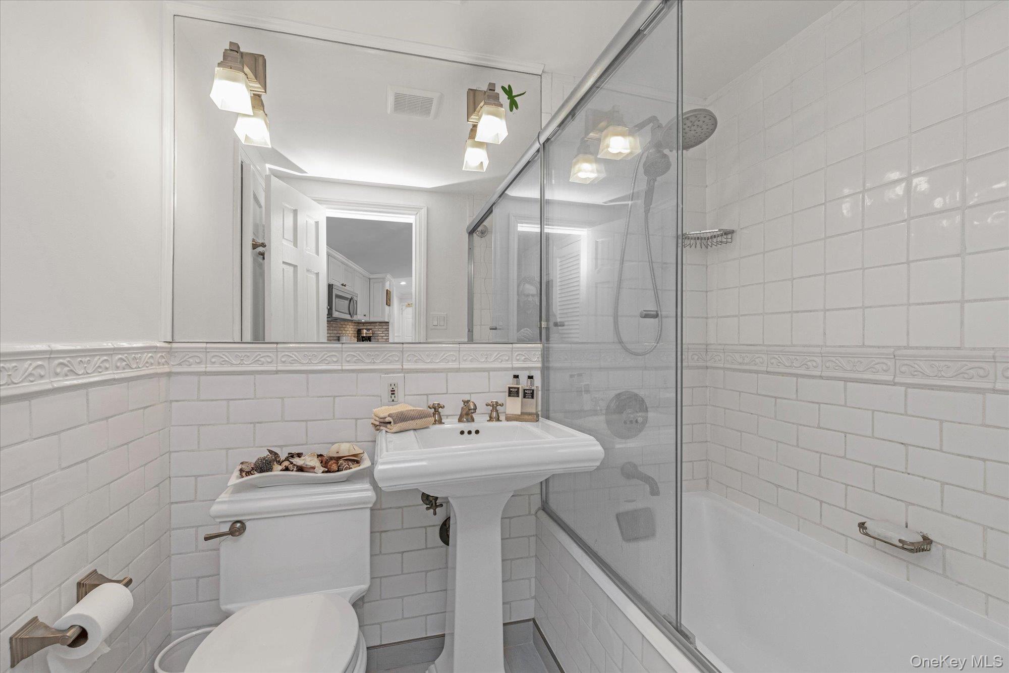 830 Shore Road # 1F, Long Beach, NY 11561