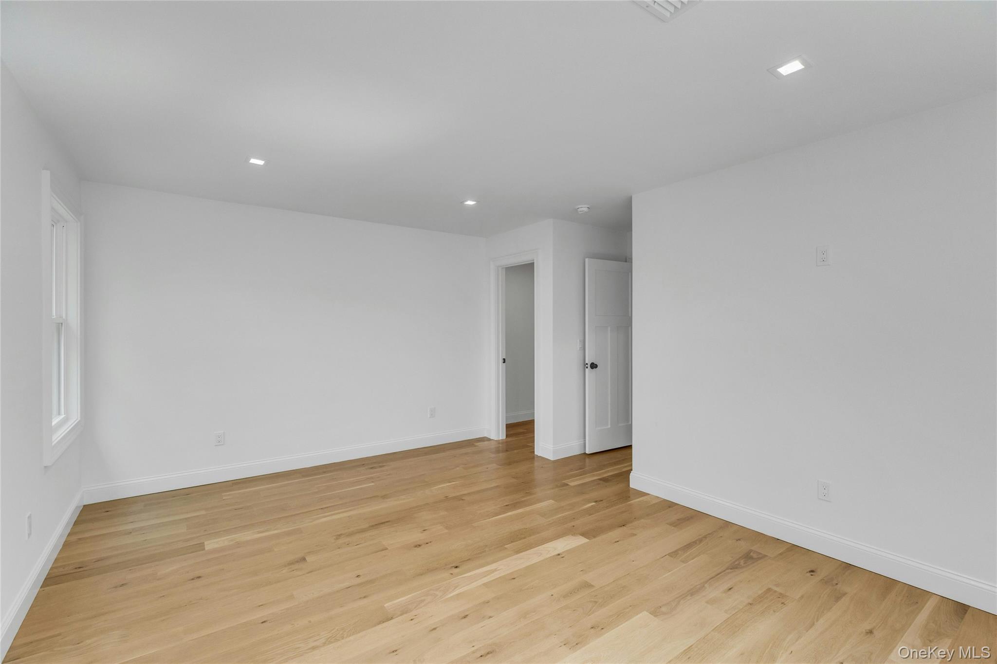 30 Sandpiper Lane, East Quogue, NY 11942