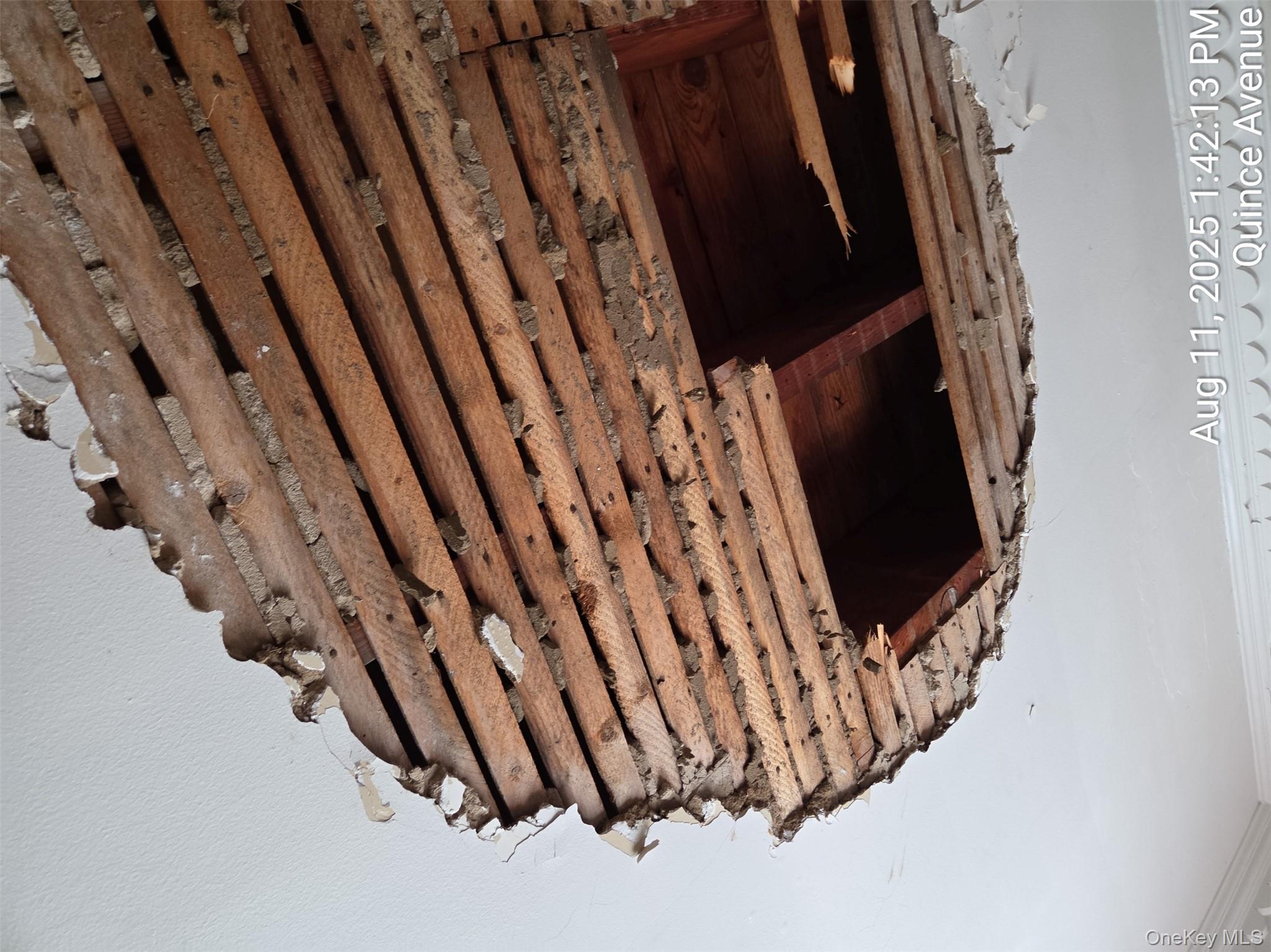 52-05 Robinson St, Flushing, NY 11335