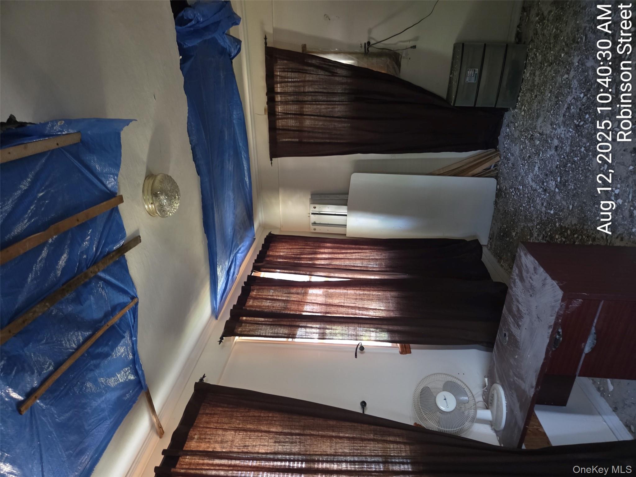 52-05 Robinson St, Flushing, NY 11335