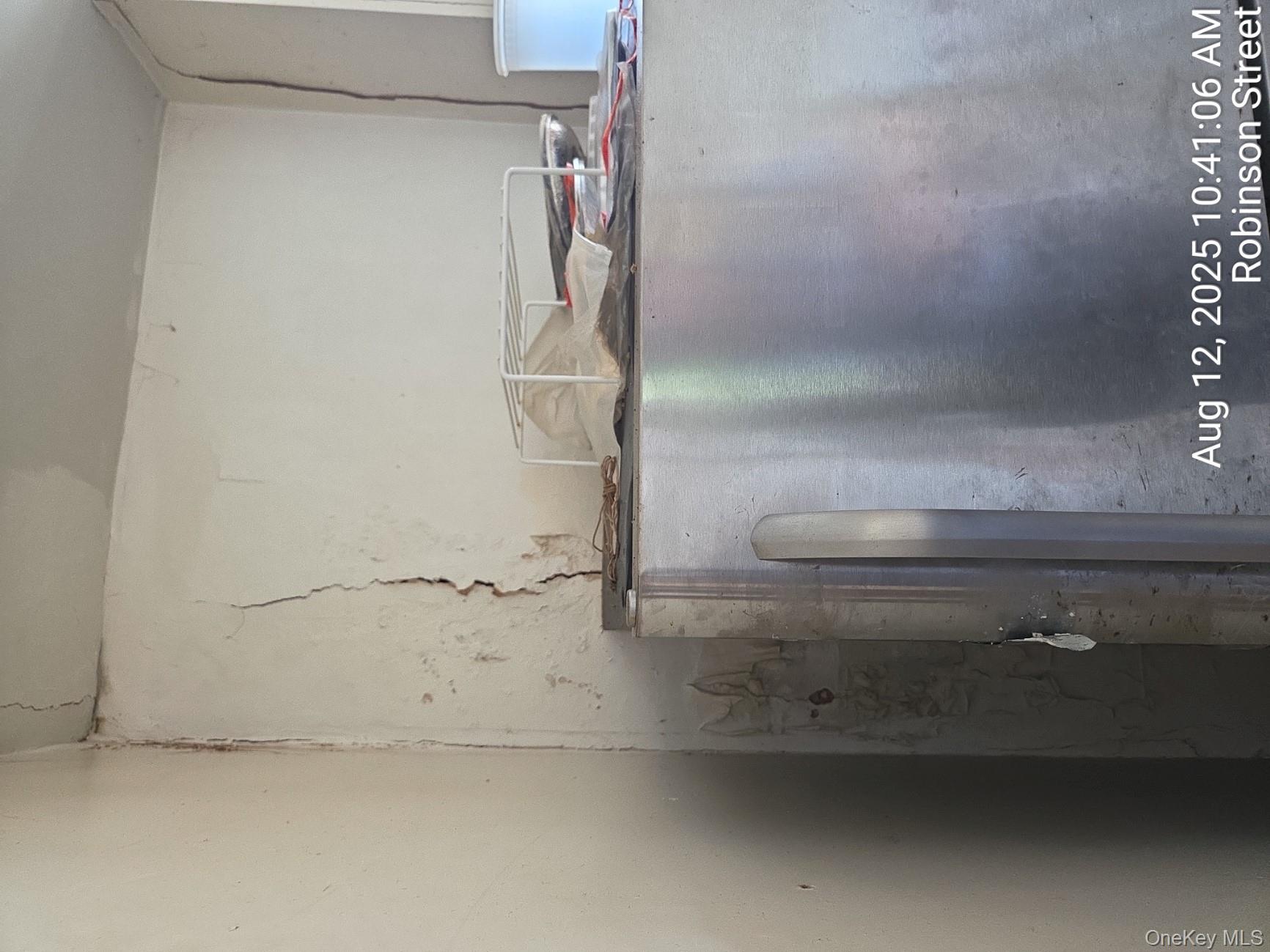 52-05 Robinson St, Flushing, NY 11335