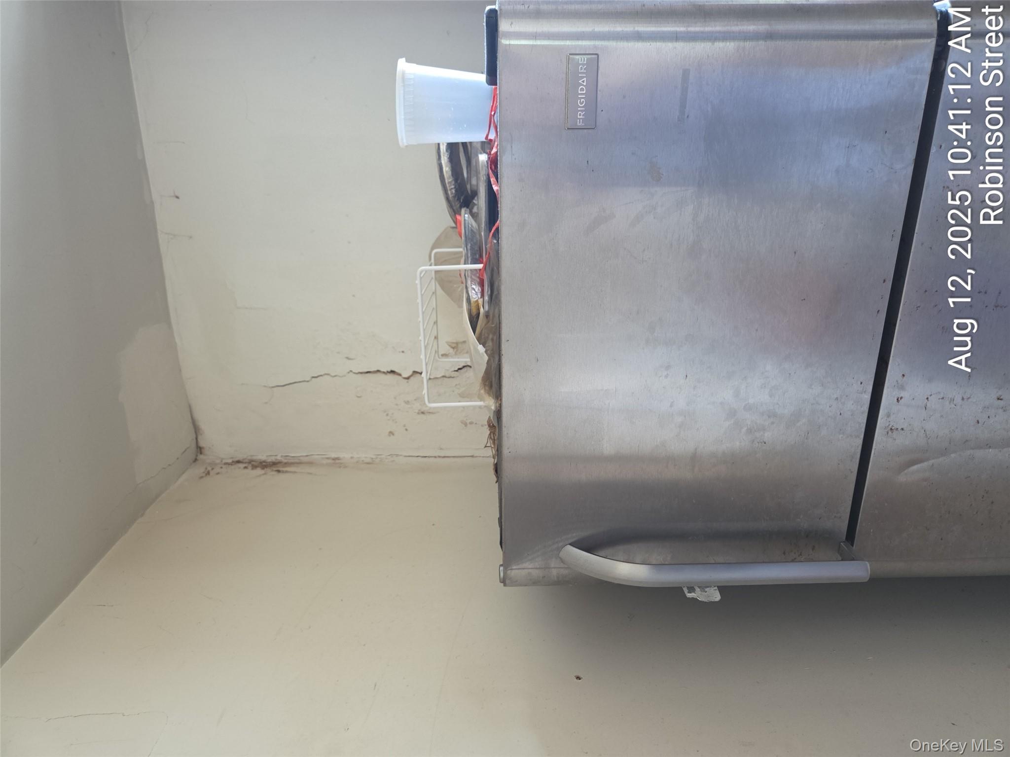 52-05 Robinson St, Flushing, NY 11335