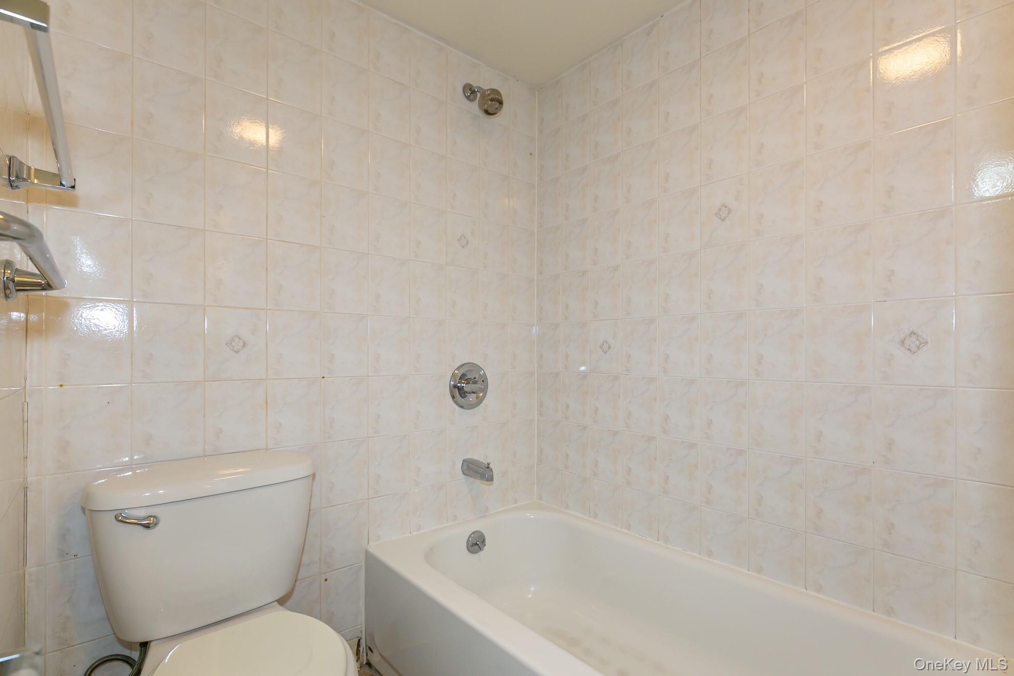 4620 190th Street, Flushing, NY 11358