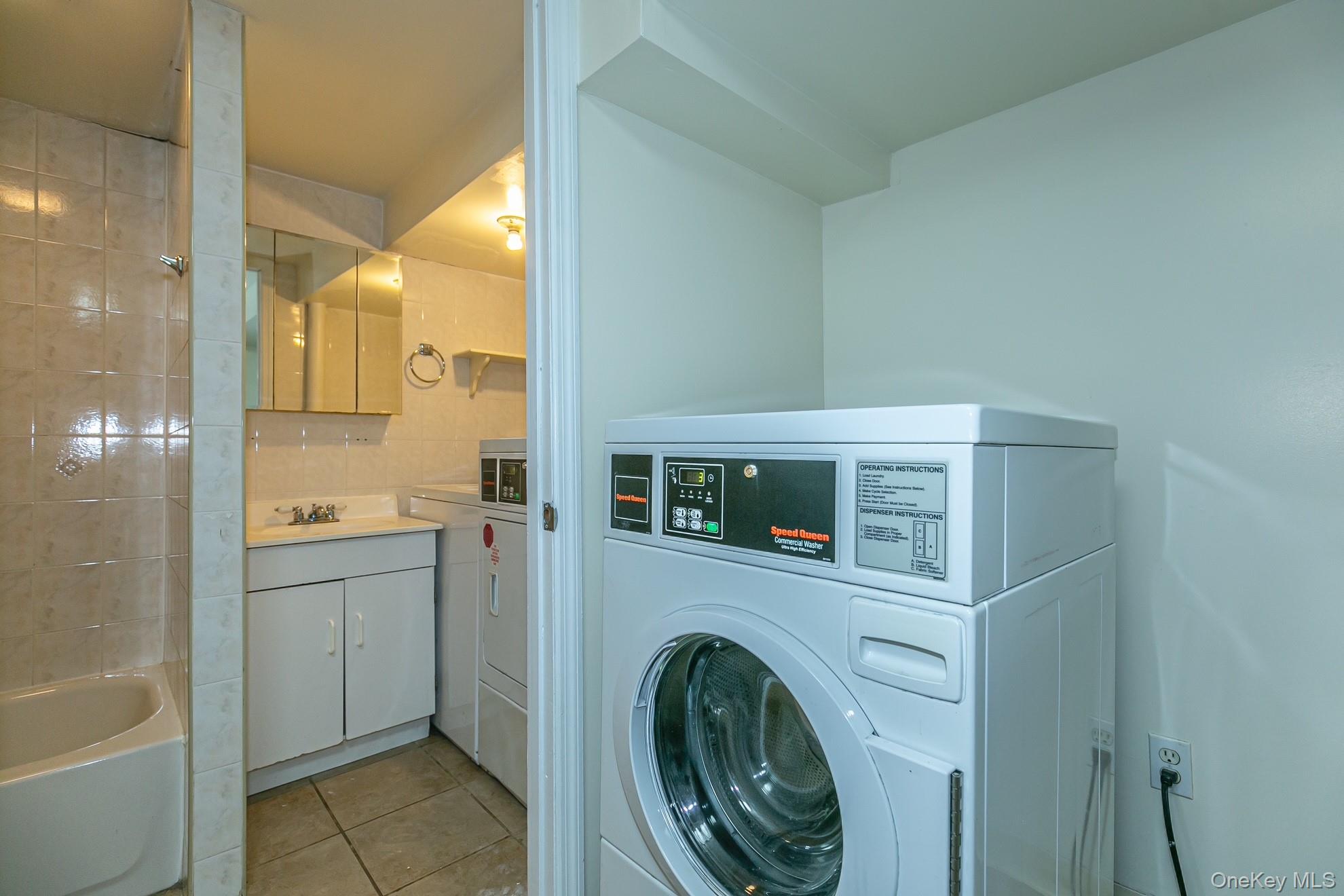 4620 190th Street, Flushing, NY 11358