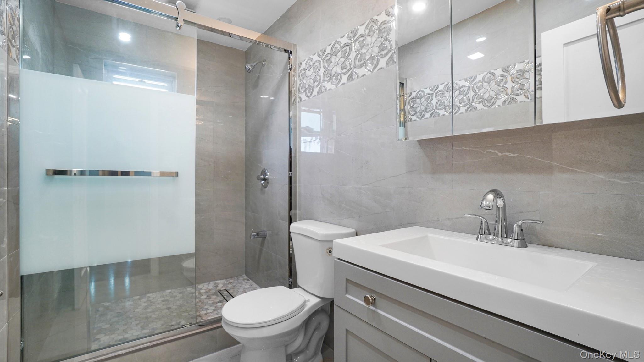 89-77 Springfiled Boulevard, Queens Village, NY 11427