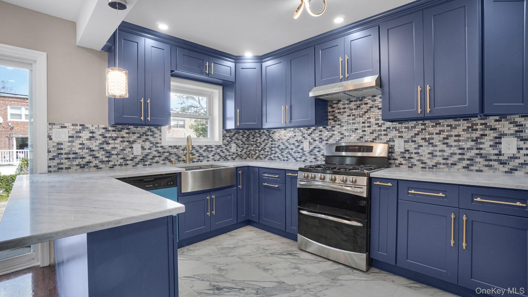 89-77 Springfiled Boulevard, Queens Village, NY 11427