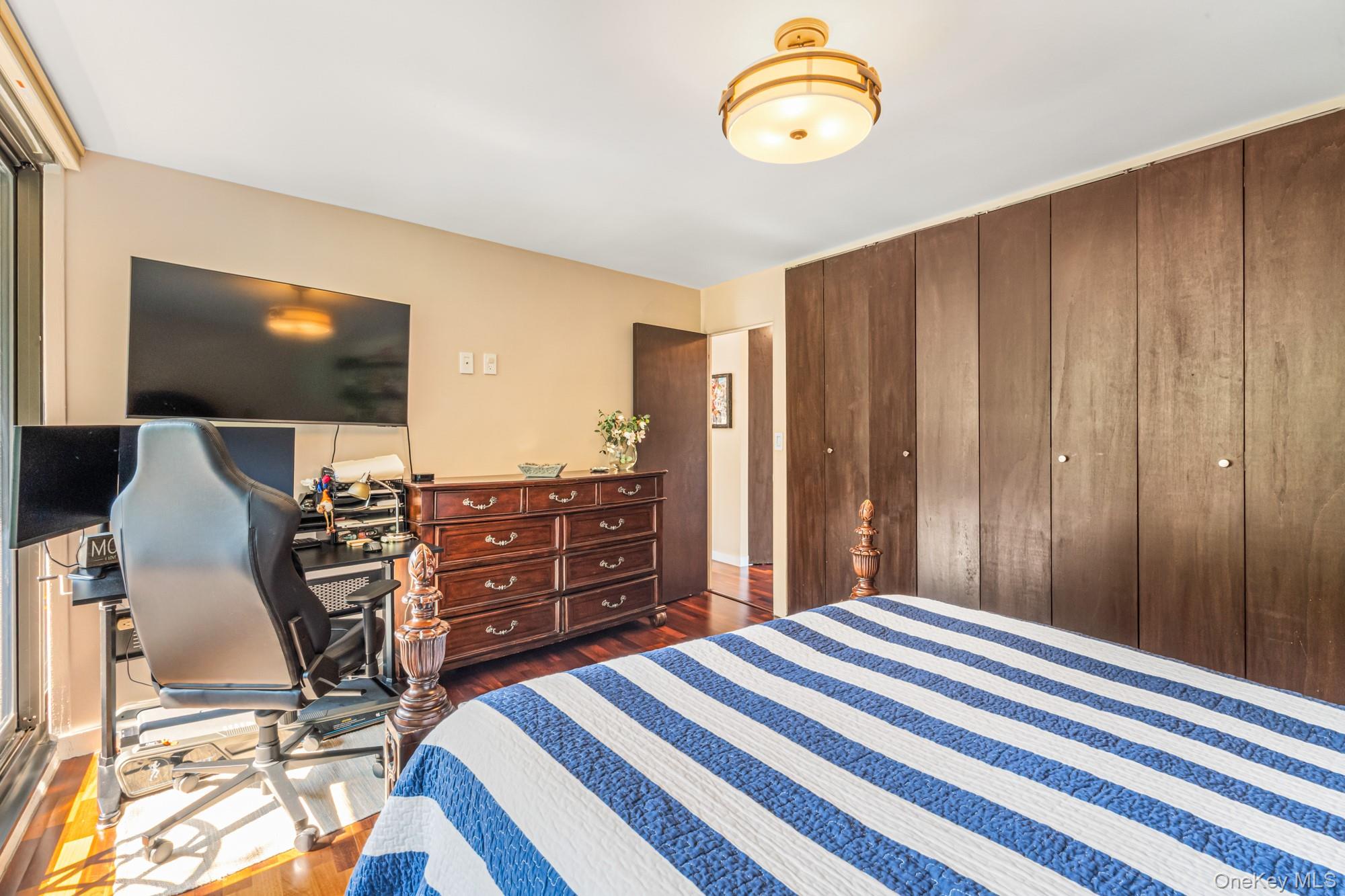 16801 12th Avenue # 3A, Whitestone, NY 11357