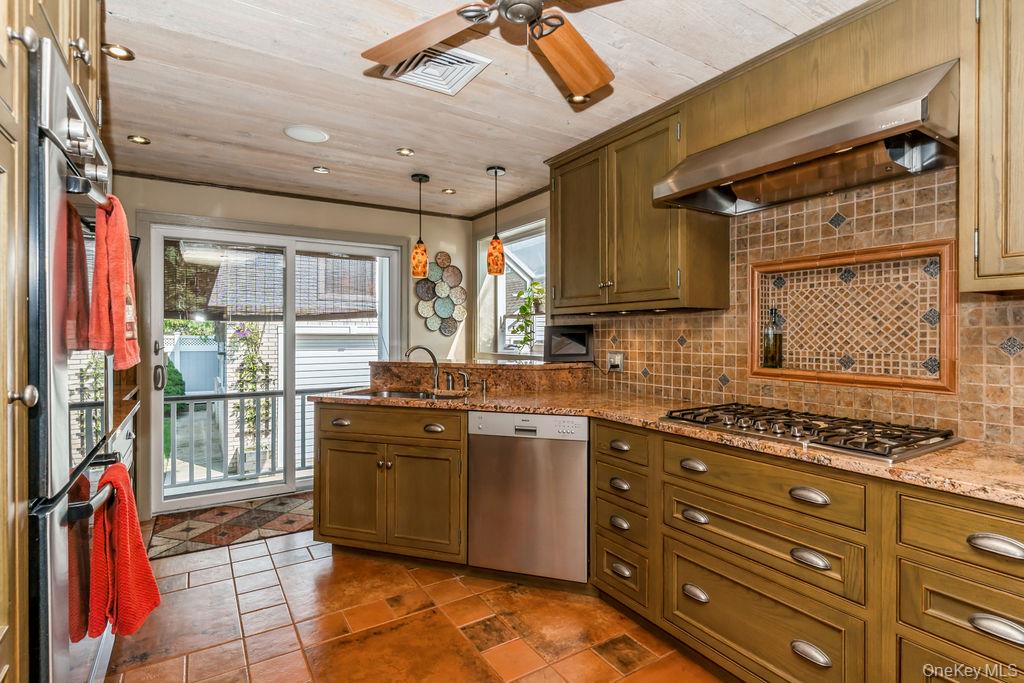 105 Howell Street, Bellmore, NY 11710