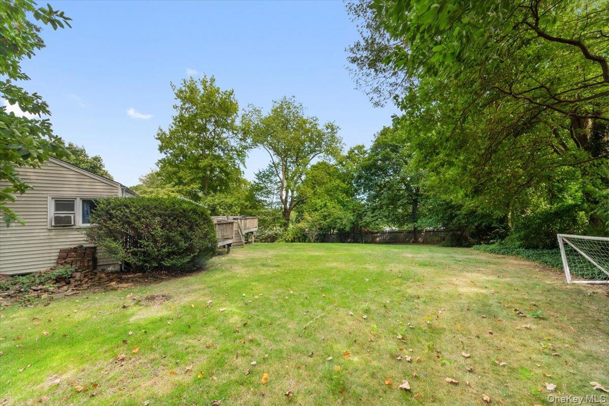 101 Cresthill Road, Yonkers, NY 10710