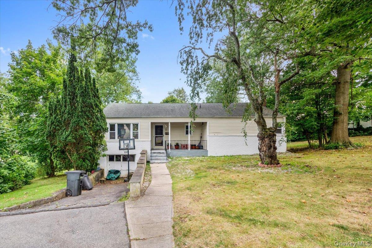 101 Cresthill Road, Yonkers, NY 10710