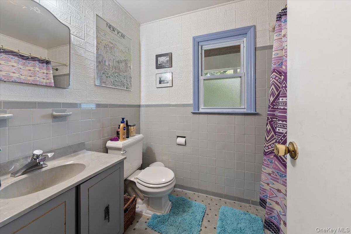 101 Cresthill Road, Yonkers, NY 10710