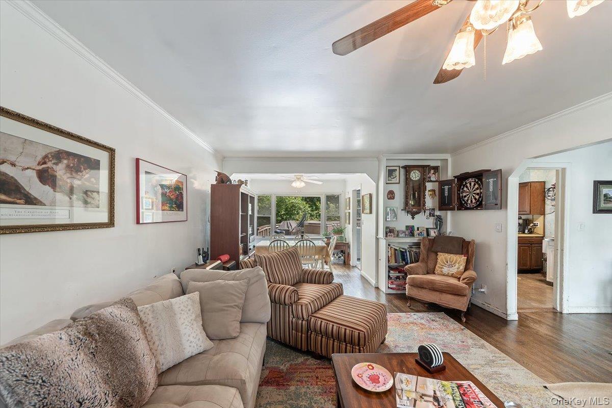 101 Cresthill Road, Yonkers, NY 10710