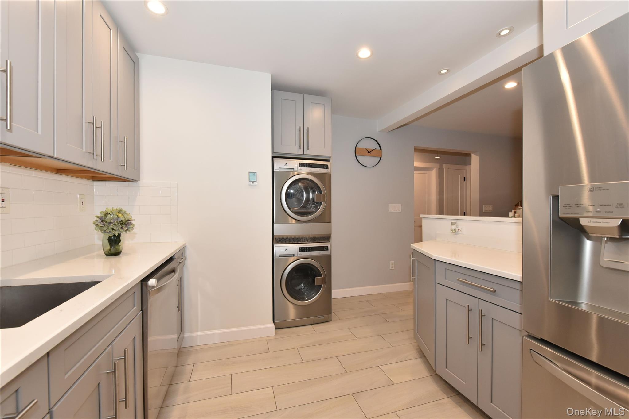 219-37 75th Avenue # 160A2, Oakland Gardens, NY 11364