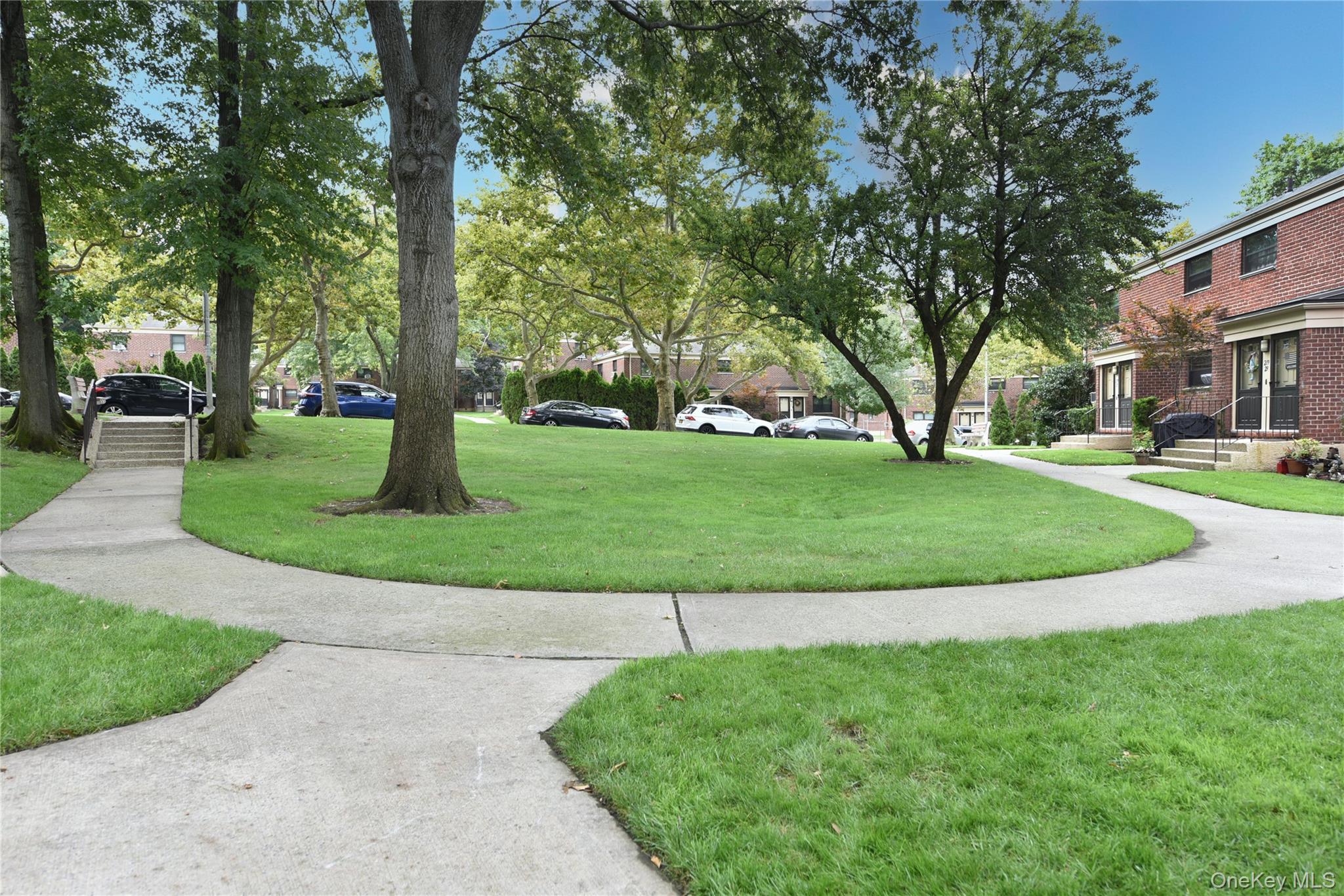 219-37 75th Avenue # 160A2, Oakland Gardens, NY 11364