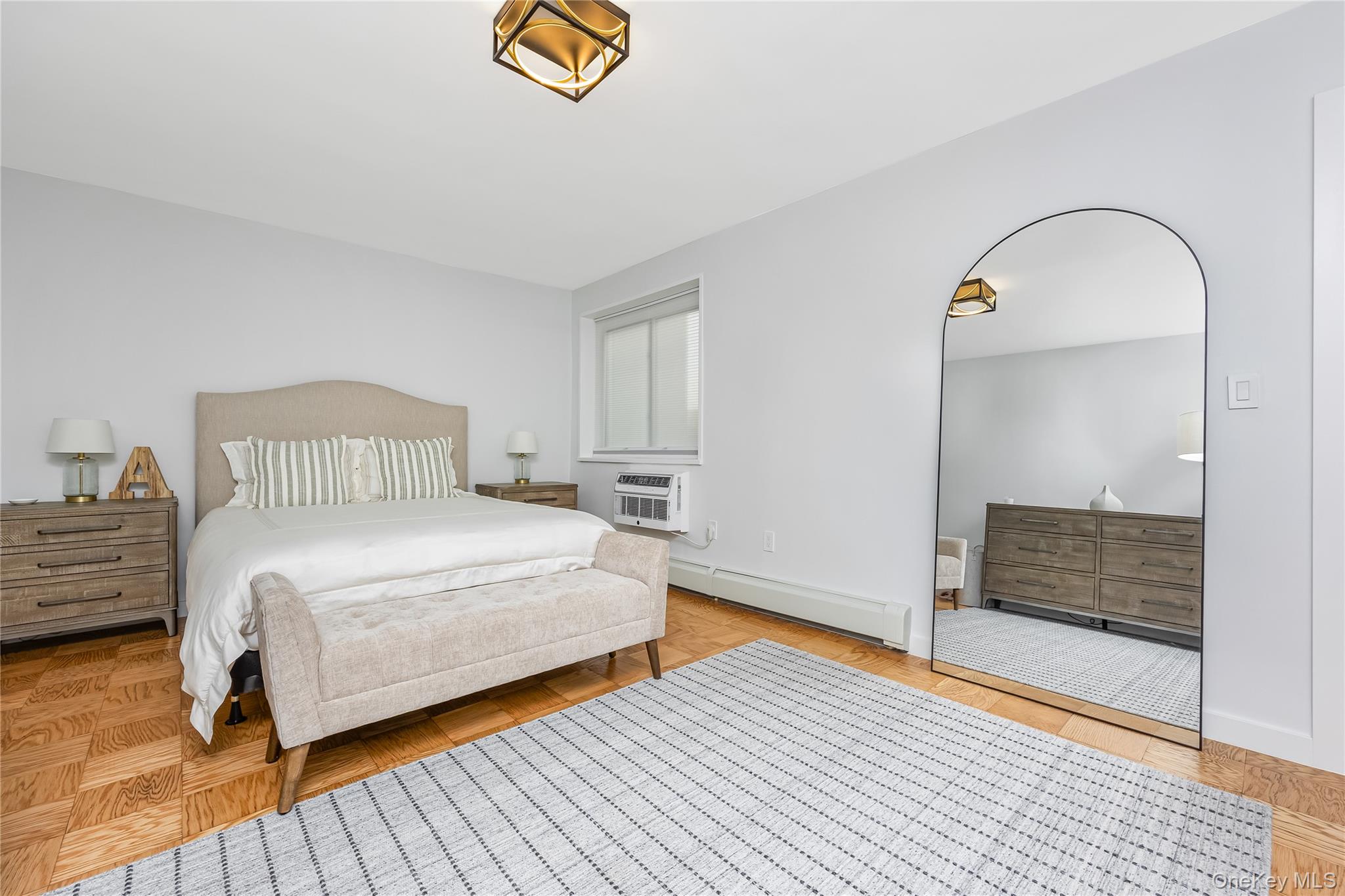 101 Clinton Avenue # 1A, Mineola, NY 11501