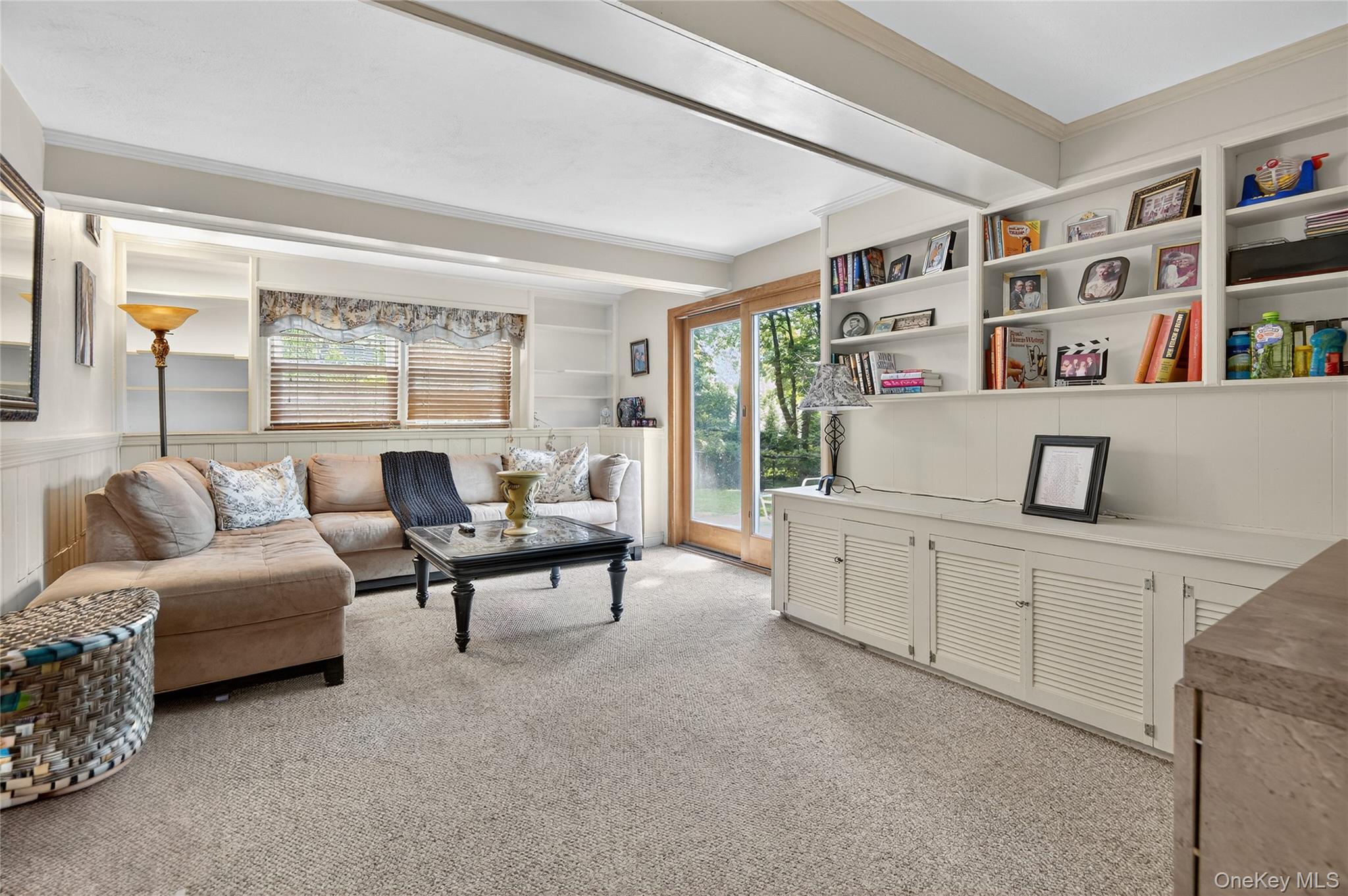 15 The Oaks, Roslyn Estates, NY 11576