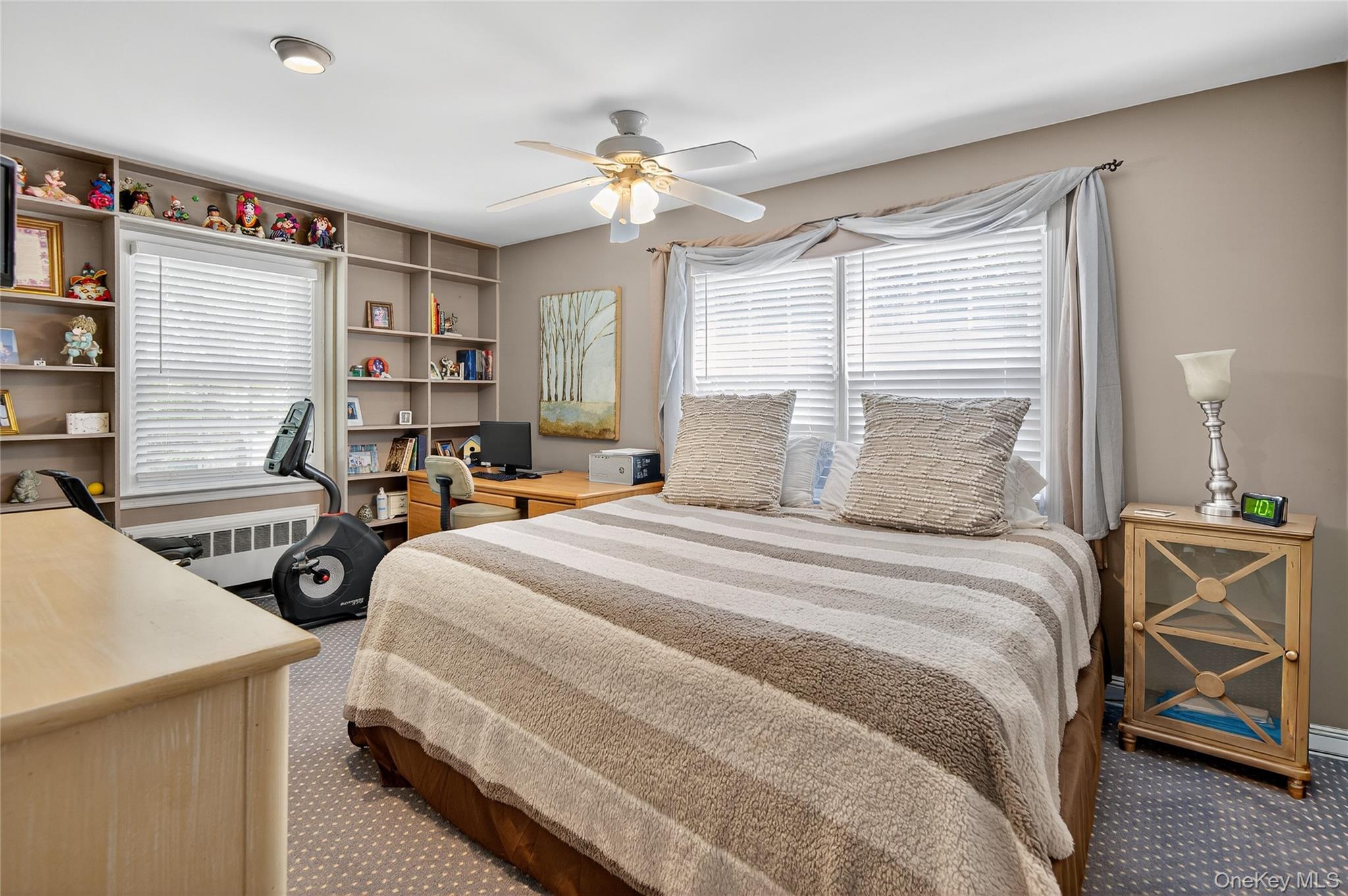 15 The Oaks, Roslyn Estates, NY 11576